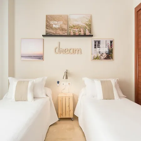 Colon Relax & Quiet Business & Family